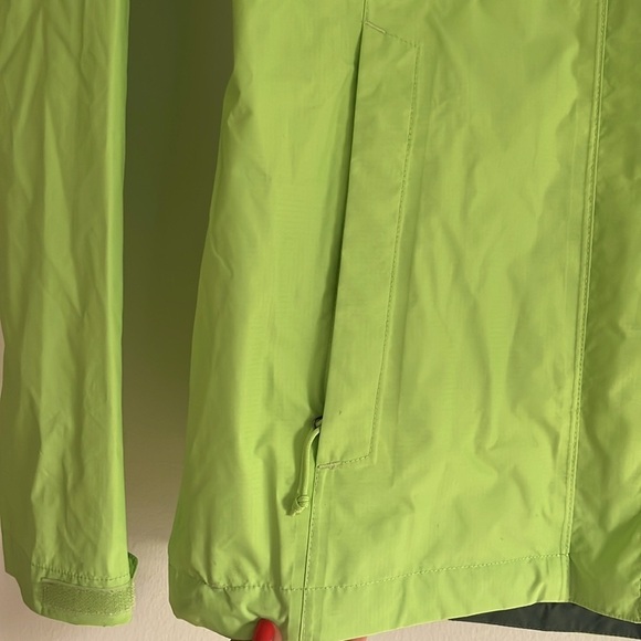 NWOT THE NORTH FACE VENTURE JACKET WOMEN'S, Budding Green - XS - Picture 4 of 7